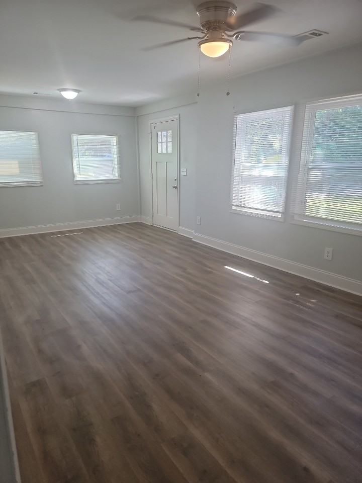 1928 Grant Rd Sw - Photo 2 of 8