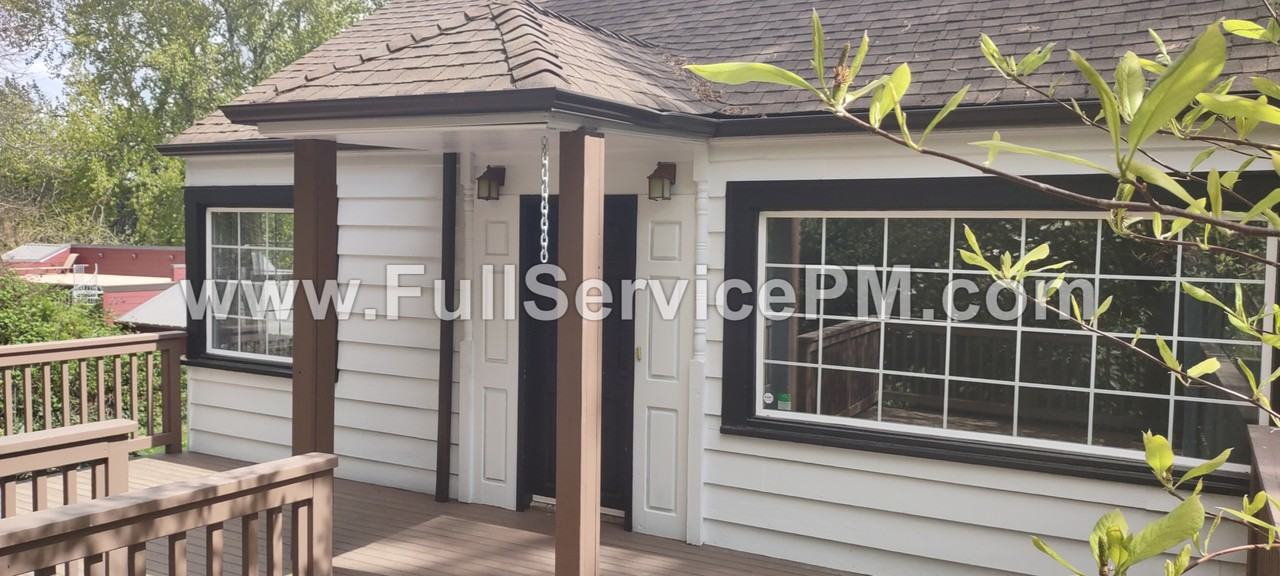 2224 High Ave Ne - Photo 2 of 49