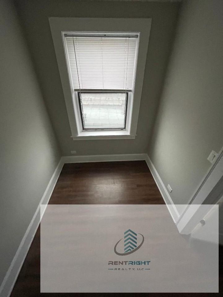 817 W Lakeside Pl #609 - Photo 5 of 17