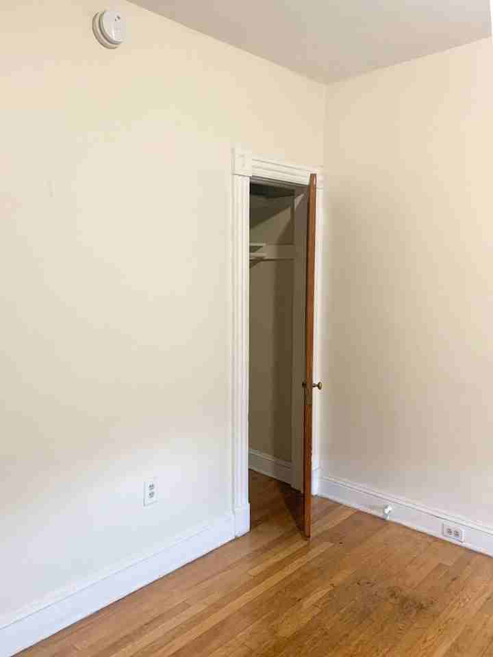 3003-  2315 N Charles Apartments - Photo 3 of 32