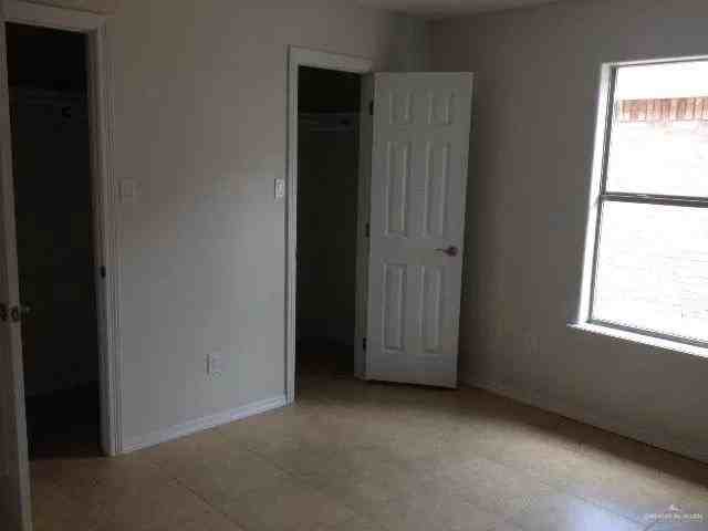 3801 S Fairmont Ave - Photo 2 of 4