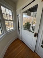 featured image of 940 Woodlawn St