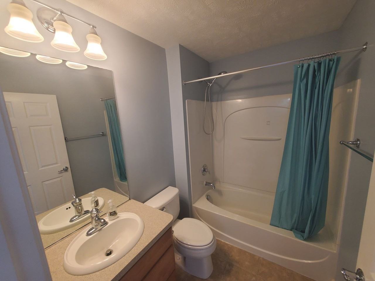 244 Woodhaven Dr - Photo 2 of 50