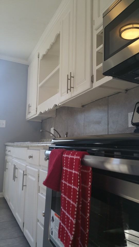 921 Kipling Dr - Photo 2 of 12