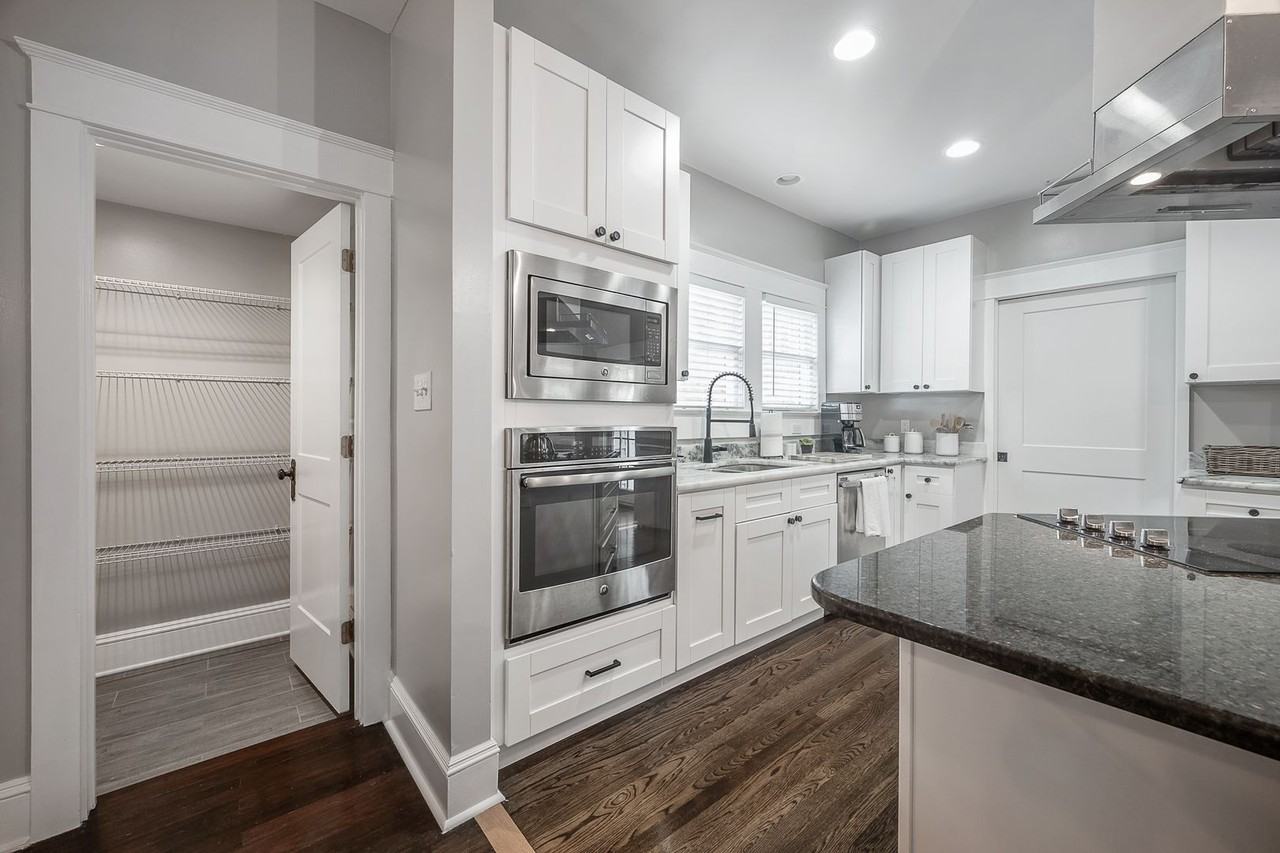 213 W Frierson Ave - Photo 2 of 38