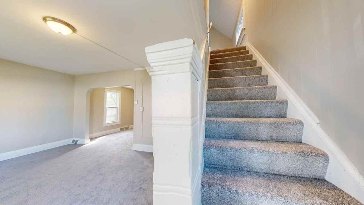 3796 W 31st St - Photo 3 of 50