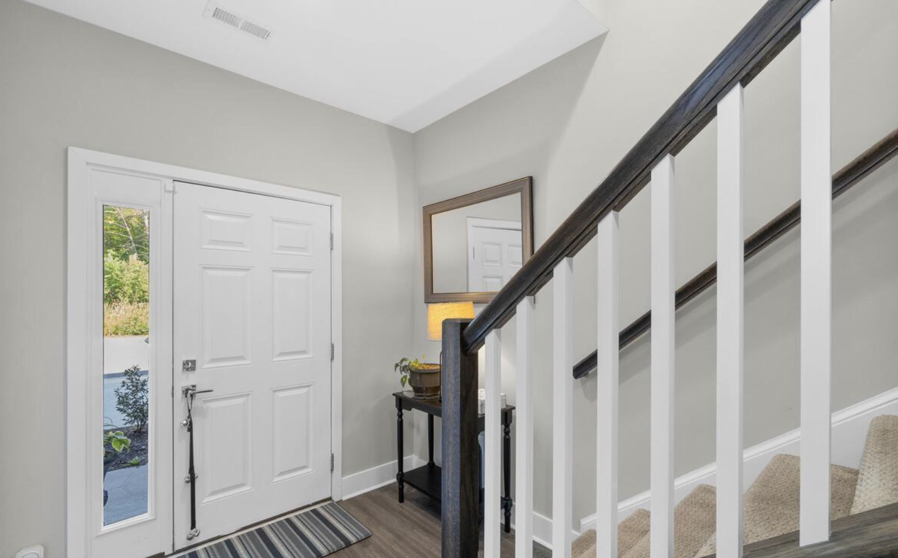 7717 Lexington Court - Photo 3 of 6