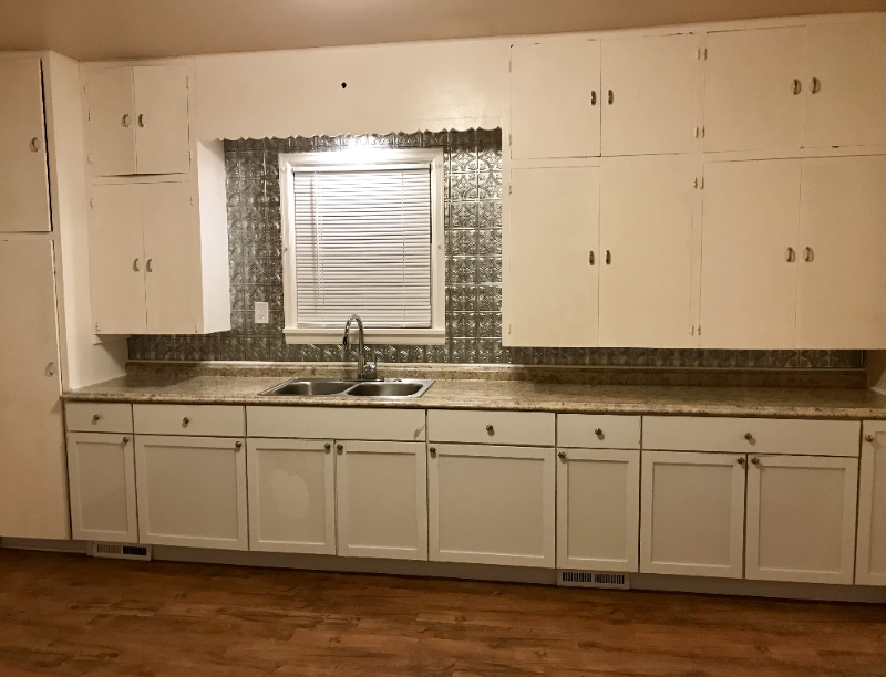 2248 S 5th Pl - Photo 2 of 12