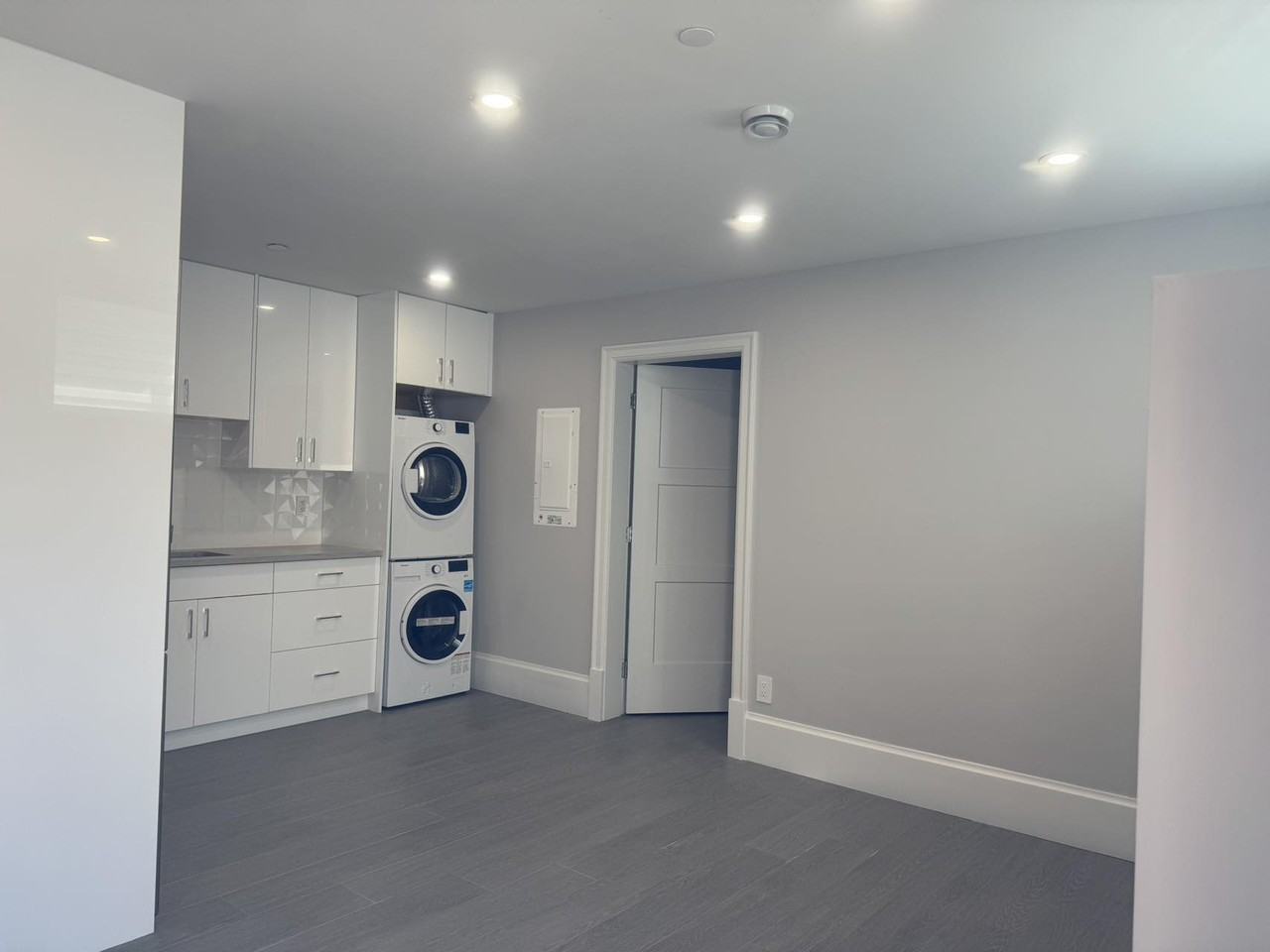 3736 Macdonald Street - Photo 2 of 8