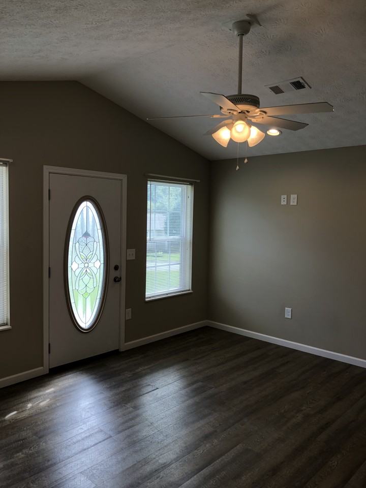 1117 Liberty Hall Dr #NA - Photo 3 of 20