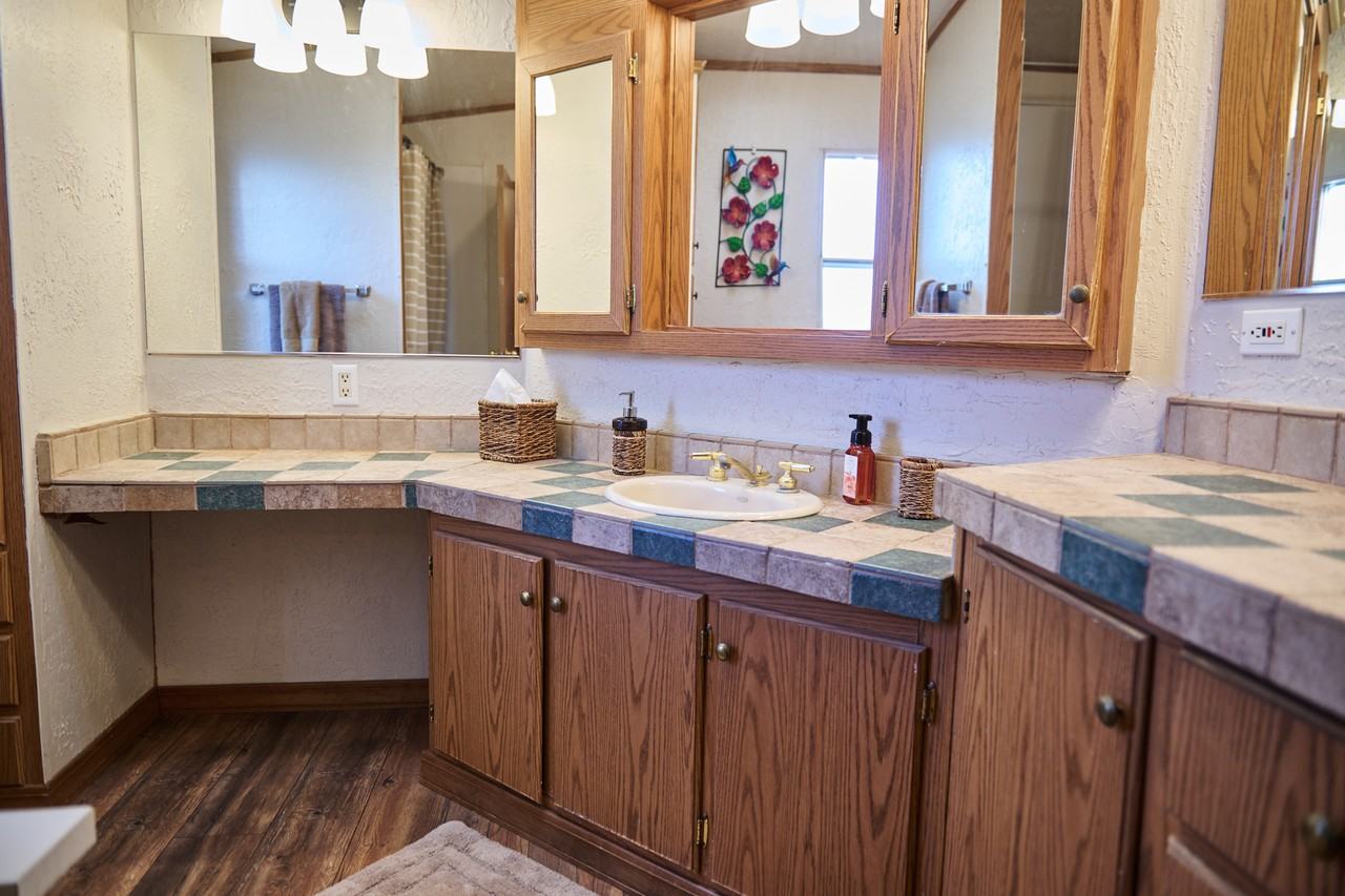 9314 Guadalupe Trl Nw #NA - Photo 3 of 8