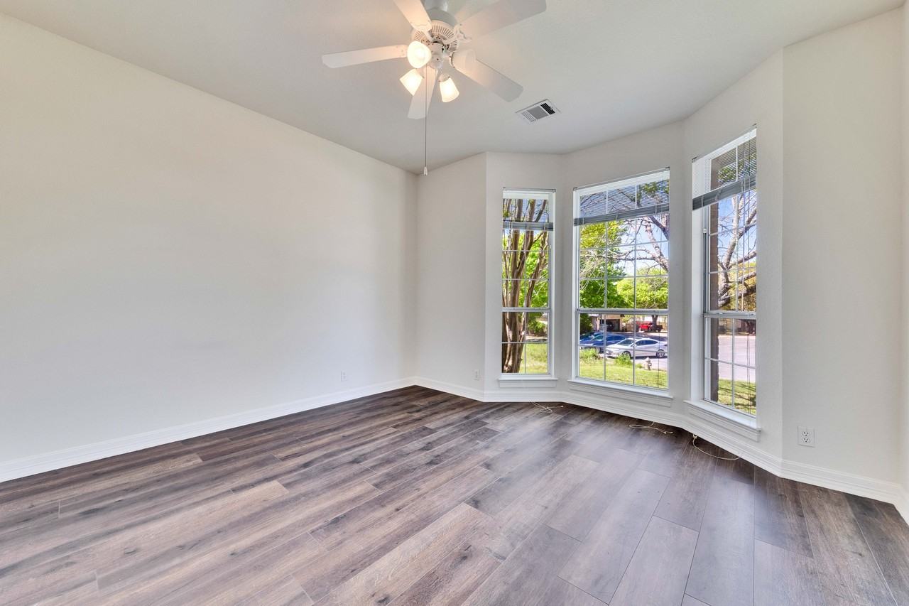 11313 County Down Dr #NA - Photo 4 of 35