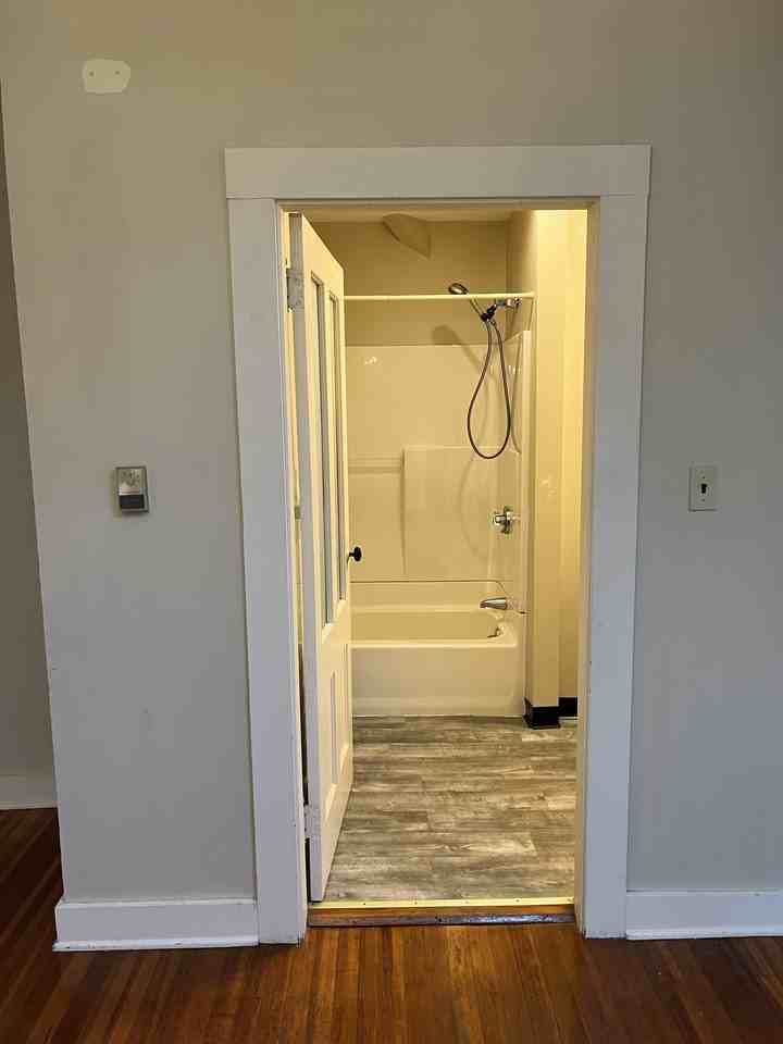 29 Grinnell St #3 - Photo 7 of 18