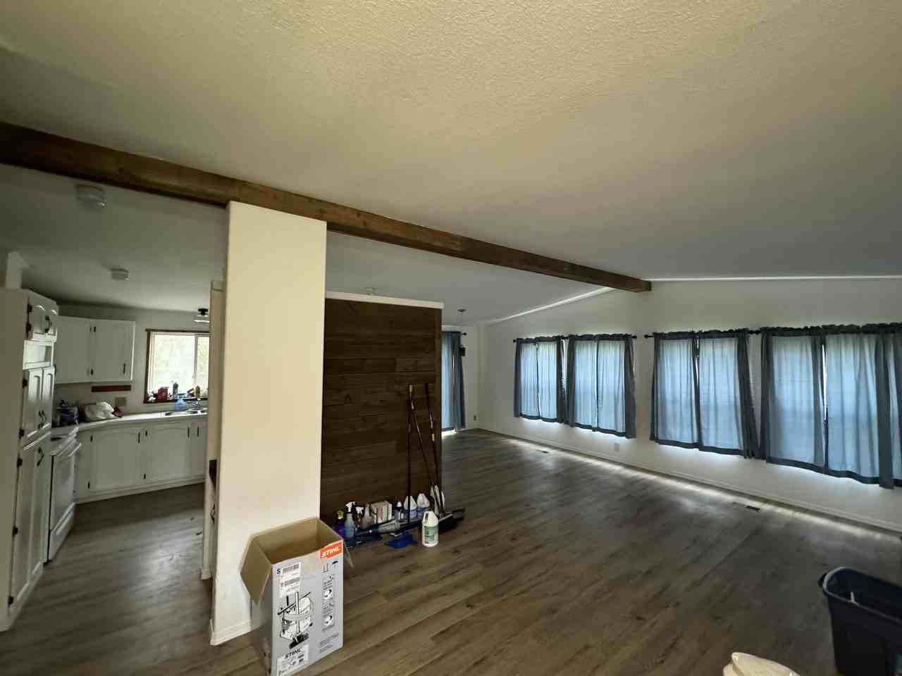 23411 Ne 72nd Ave #NA - Photo 3 of 7