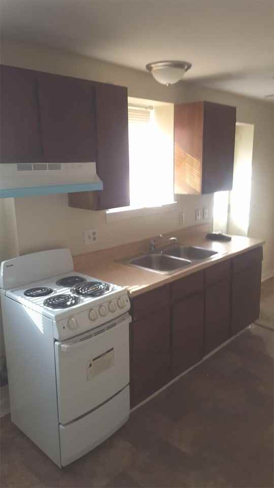 110 W Main St #3 - Photo 2 of 9