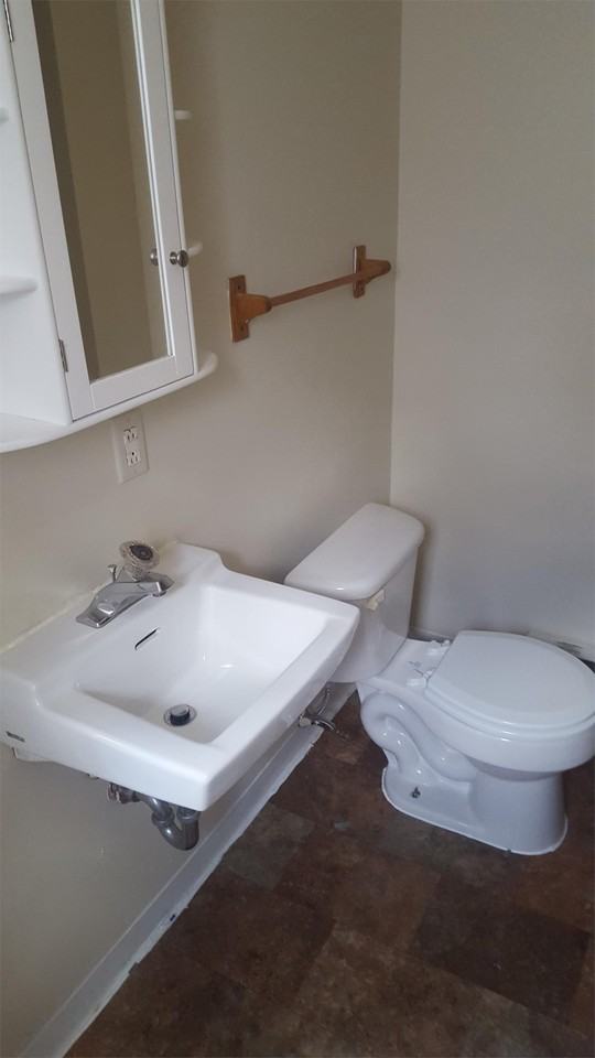 110 W Main St #3 - Photo 7 of 9
