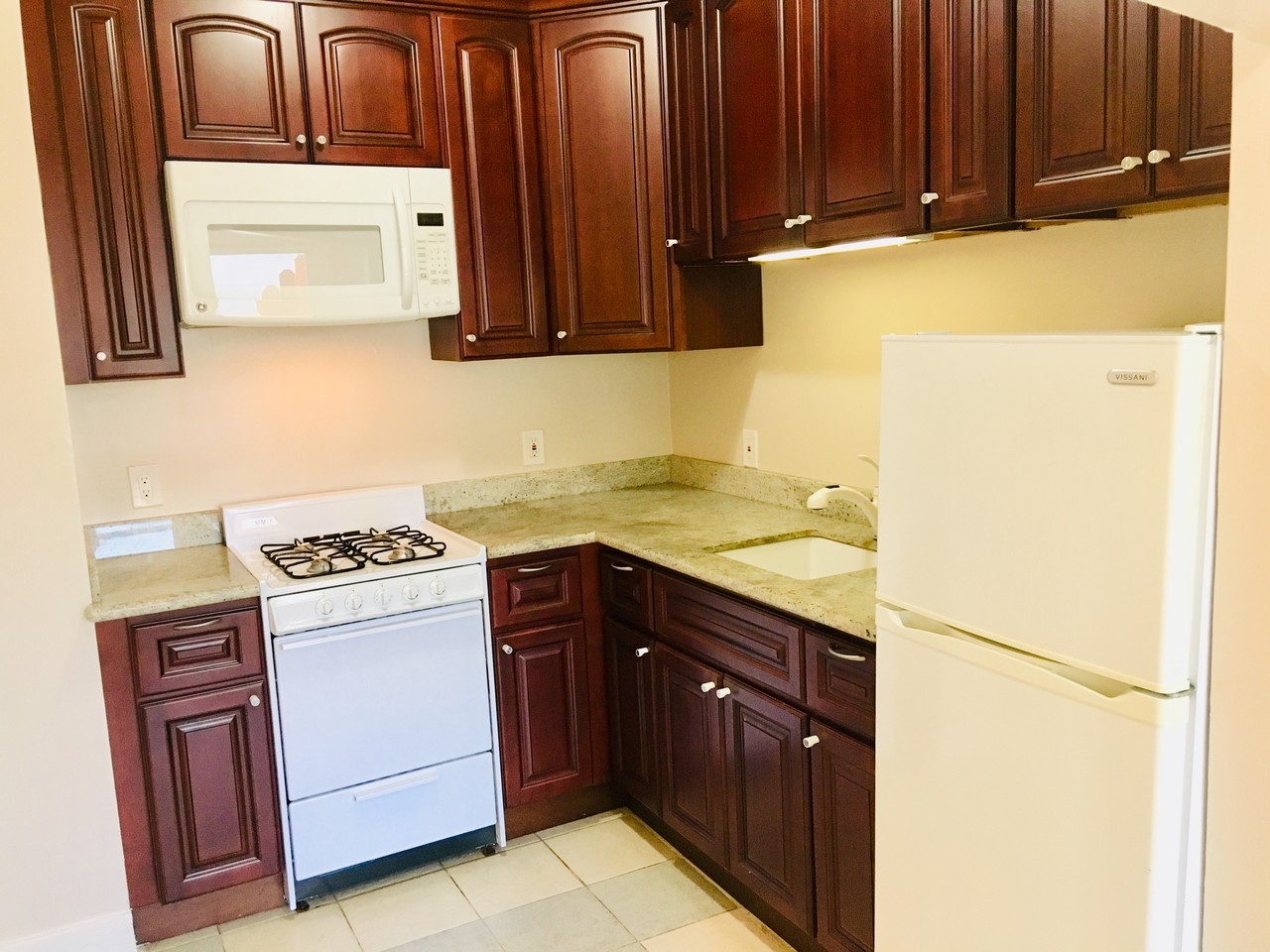 2561 Booker Street - Photo 3 of 13