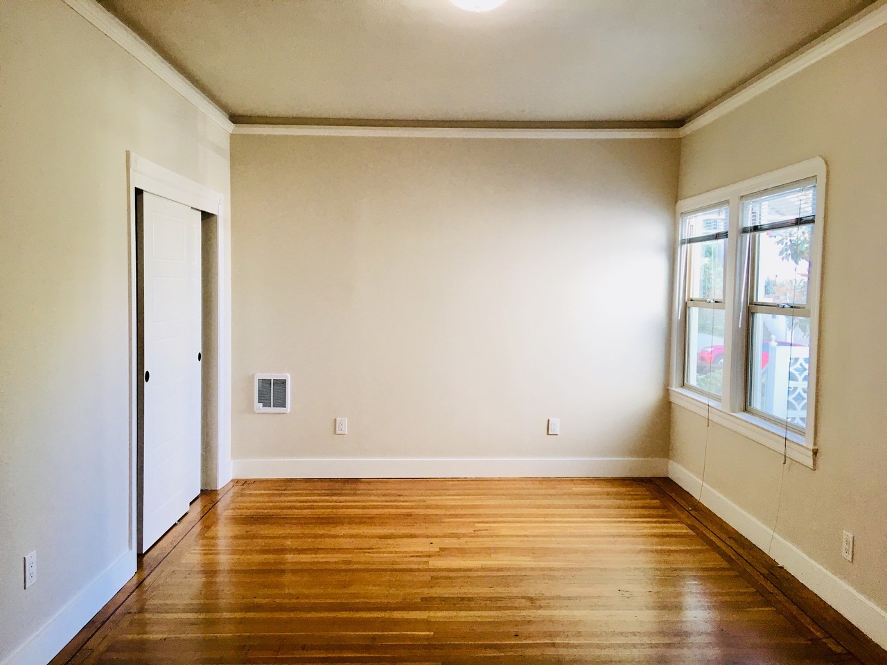 2561 Booker Street - Photo 2 of 13