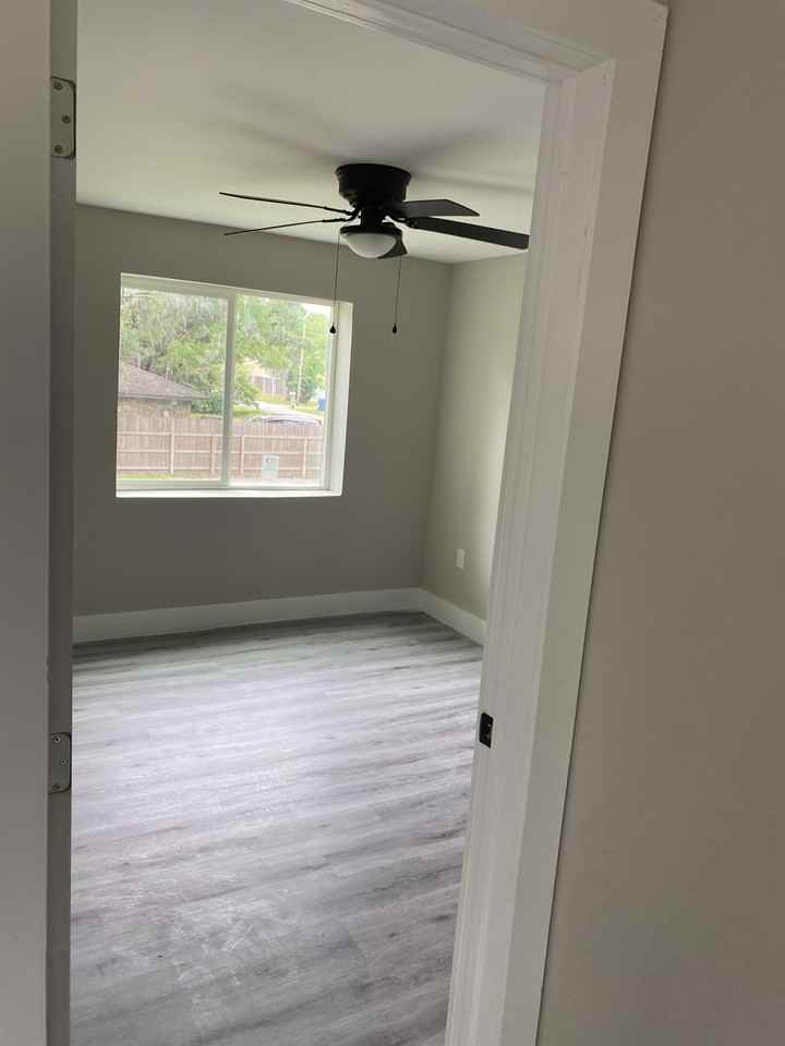 521 E Jackson St #A - Photo 6 of 20