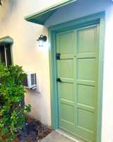 featured image of 633 Rose Ave