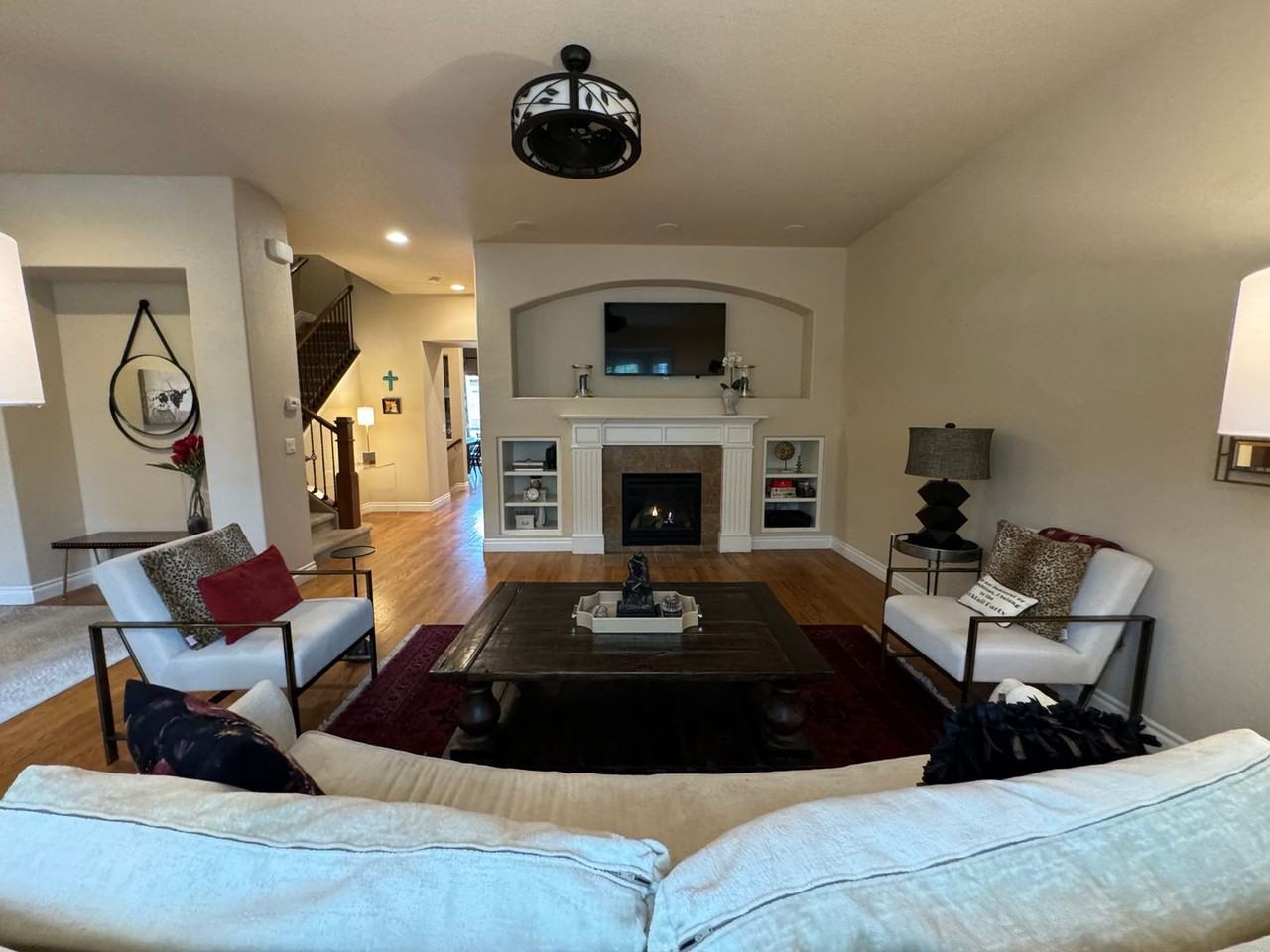 9173 Kornbrust Dr - Photo 4 of 32