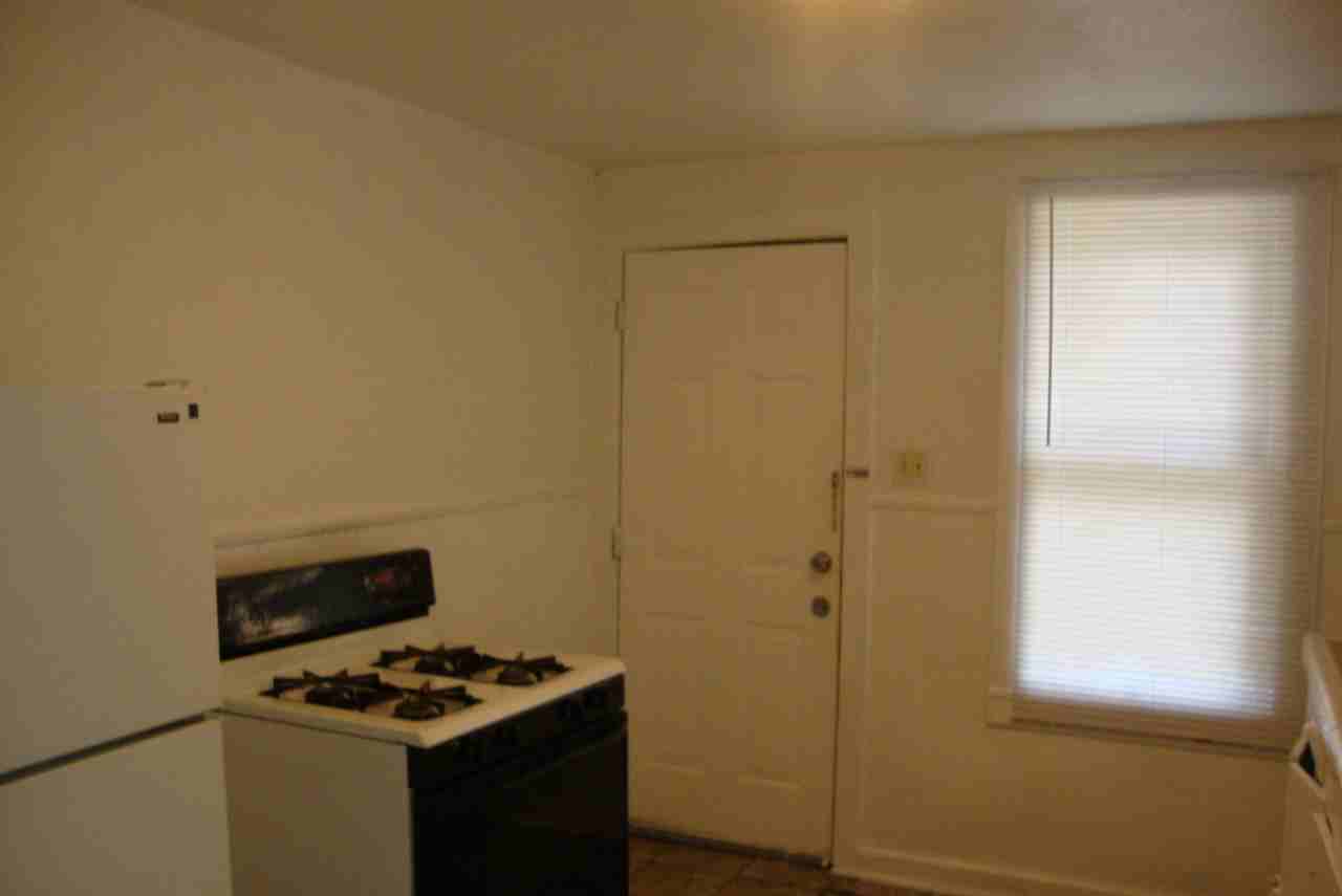 136-E. Dullnig Ct - Photo 2 of 12