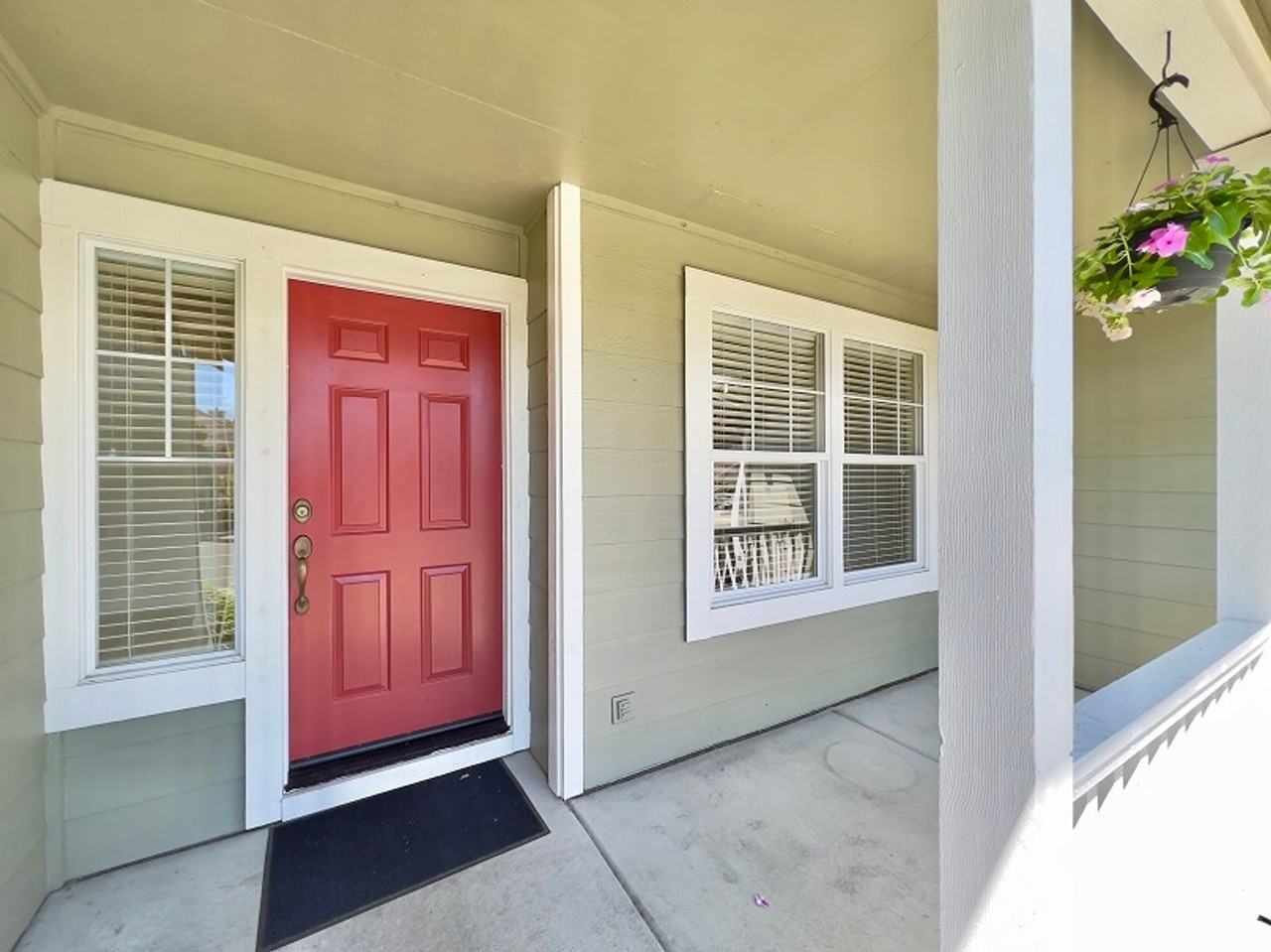 106 Alston Ln - Photo 2 of 29