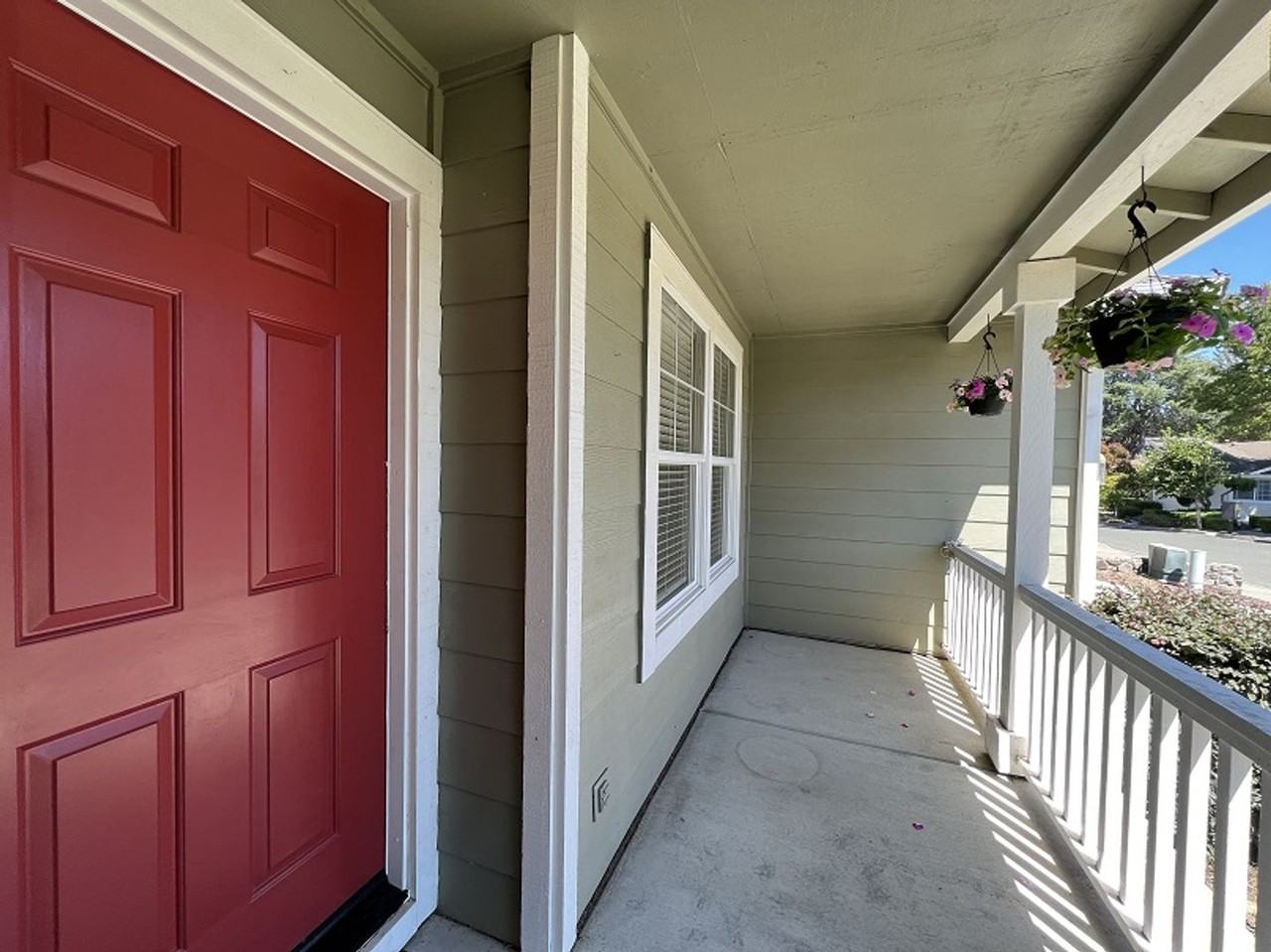 106 Alston Ln - Photo 3 of 29