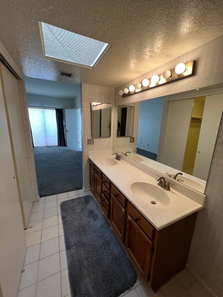 4478 E Kleindale Rd - Photo 7 of 14