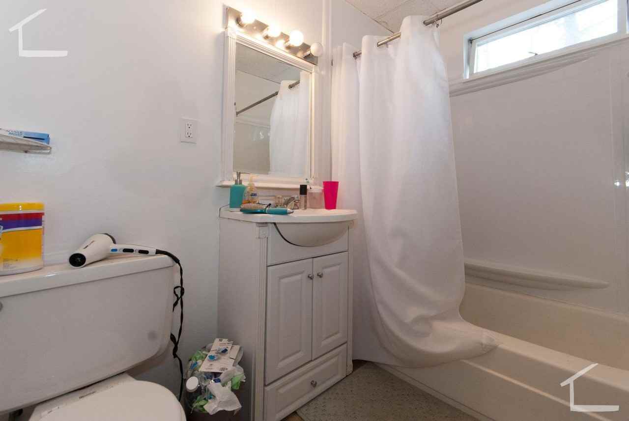 42 Orchard Rd - Photo 5 of 11
