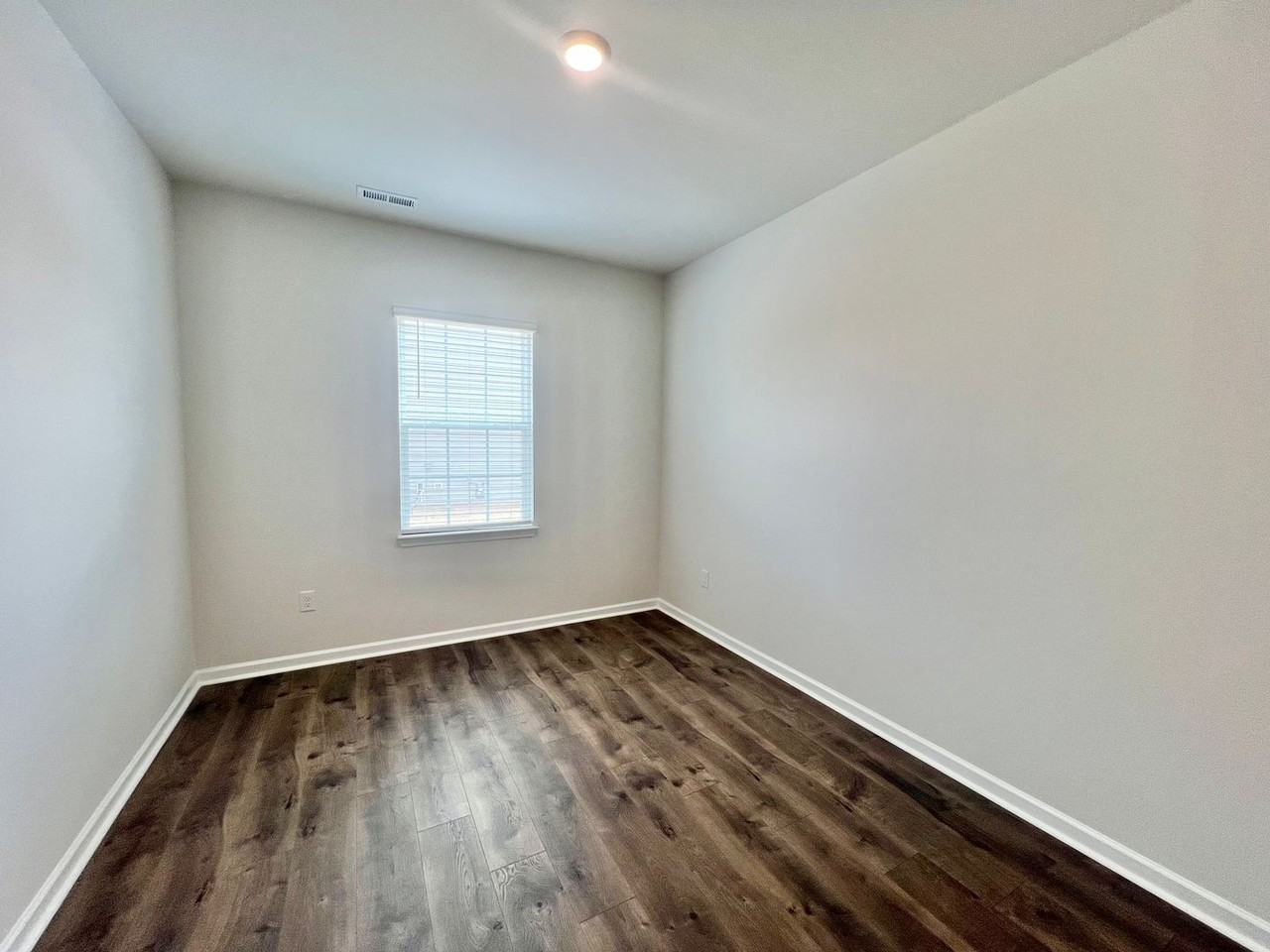 219 Blue Aspen Dr - Photo 4 of 24