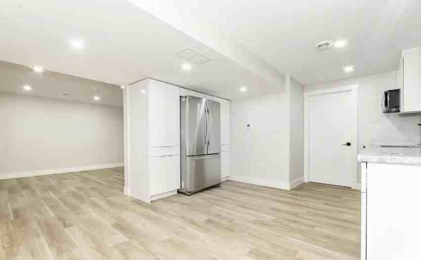 11431 162 Avenue Northwest - Photo 2 of 10