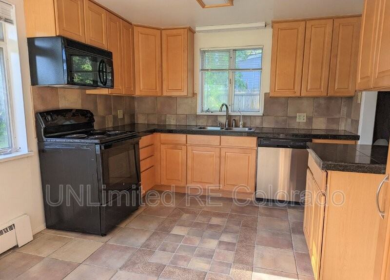 1300 Meadowsweet Rd - Photo 3 of 12