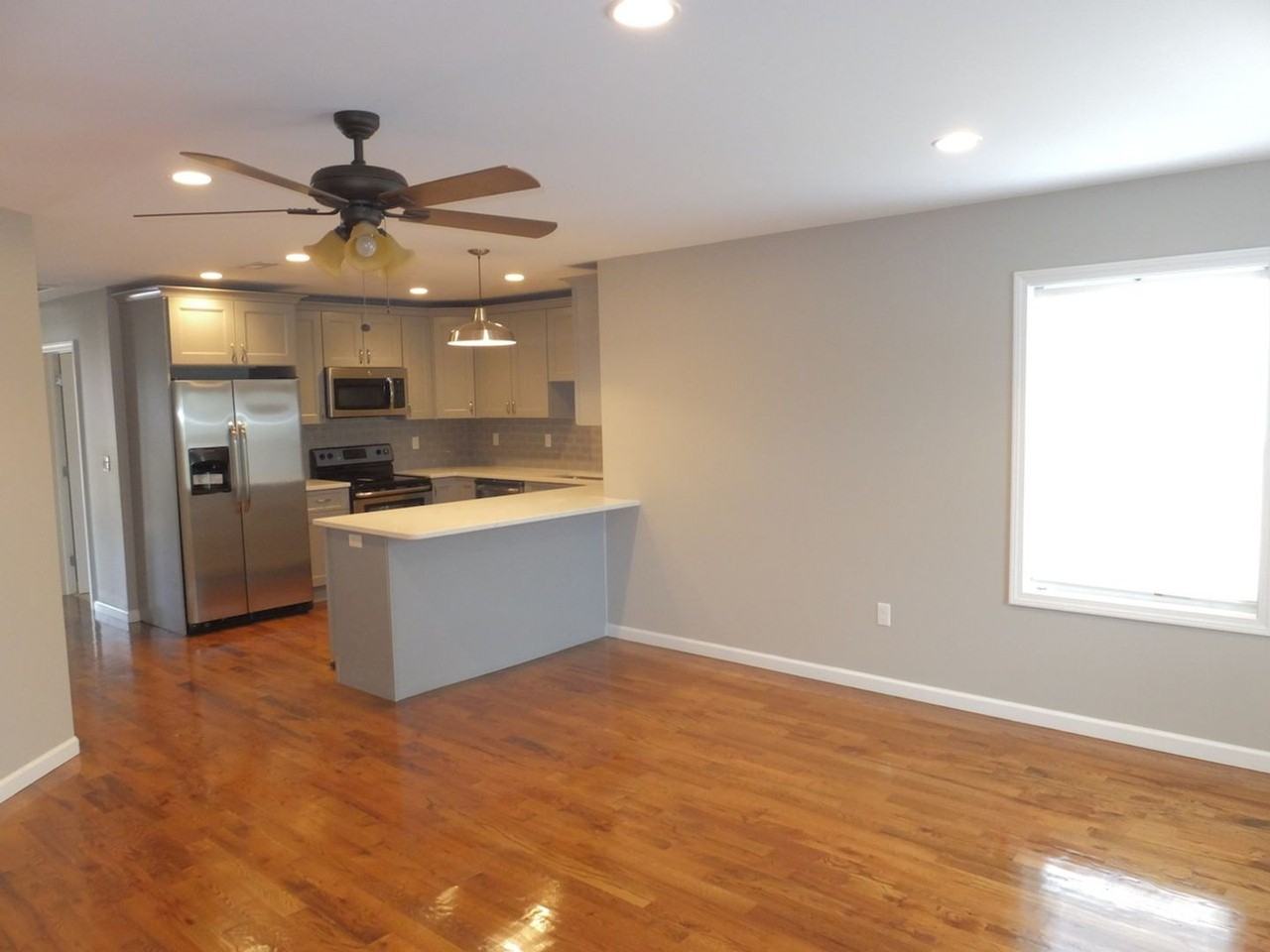 239 Saint John St. - Photo 4 of 37