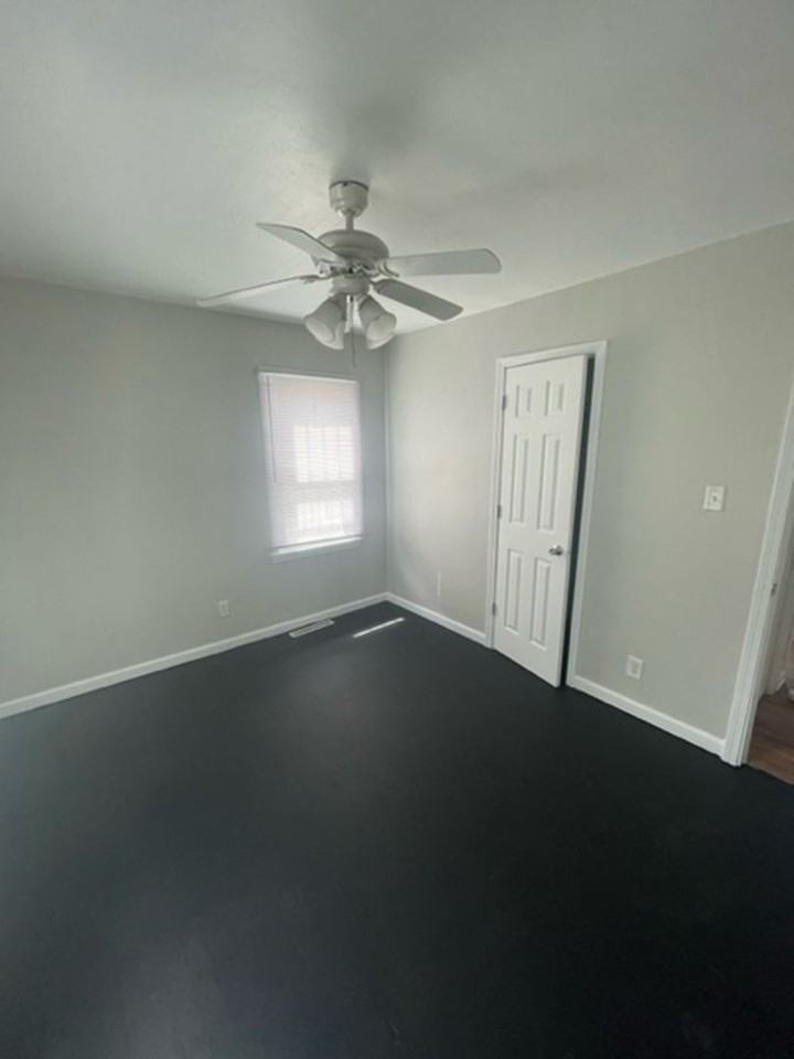 2378 Jackson St - Photo 4 of 17
