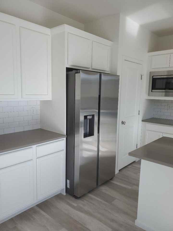 3003 Biplane St - Photo 6 of 50