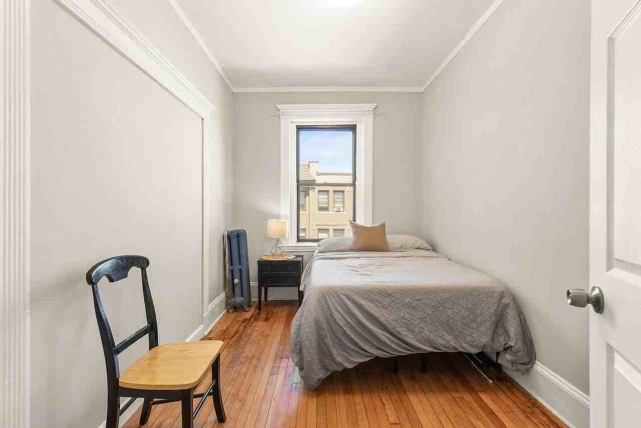 28 Glenville Ave - Photo 2 of 15