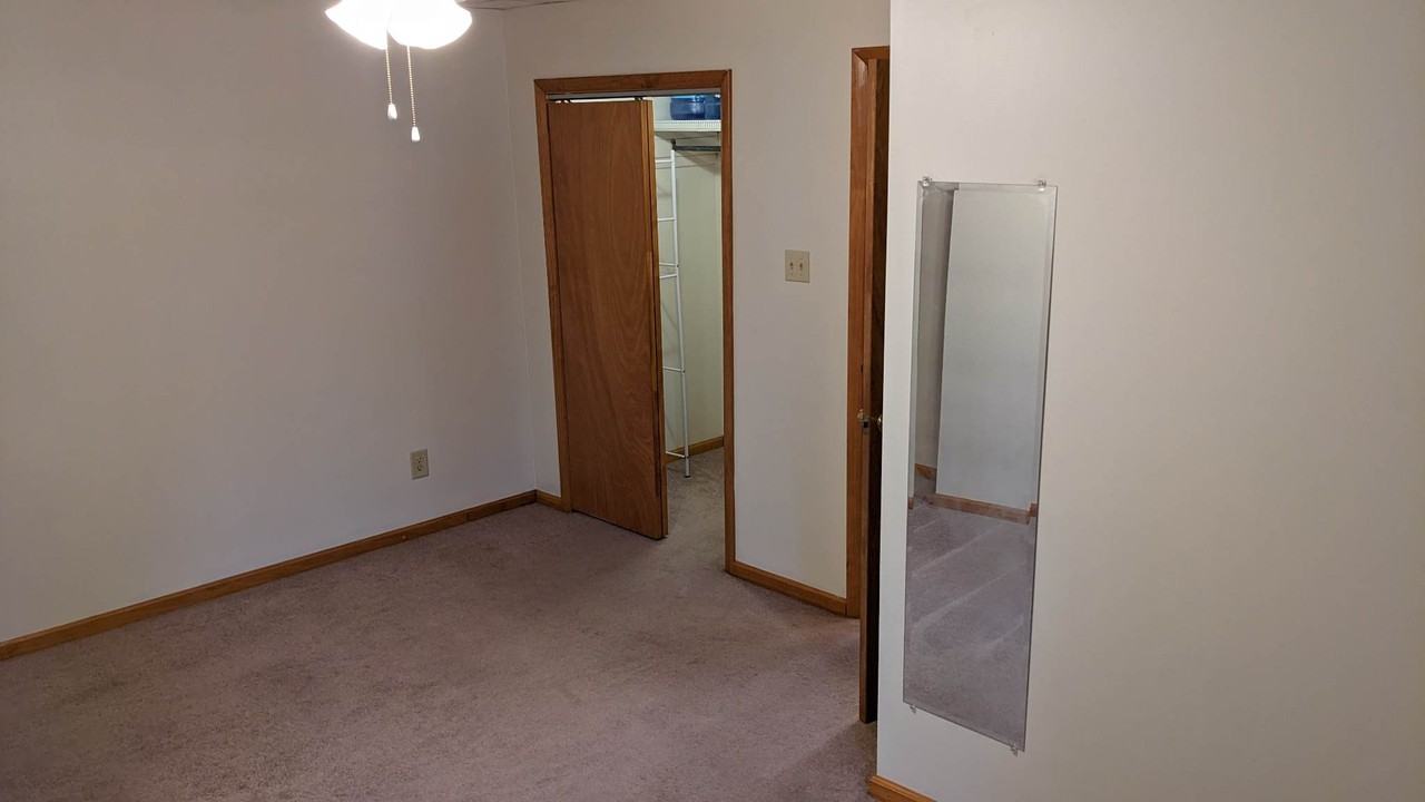 31 United Rd #B - Photo 4 of 11