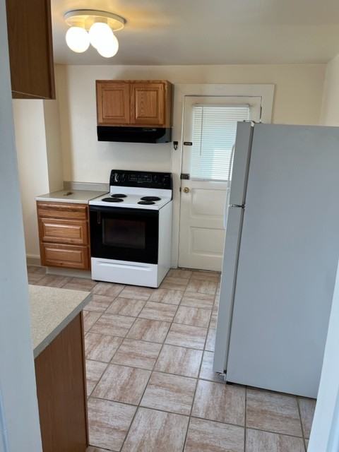 290 Lemoyne Ave #1 - Photo 7 of 11