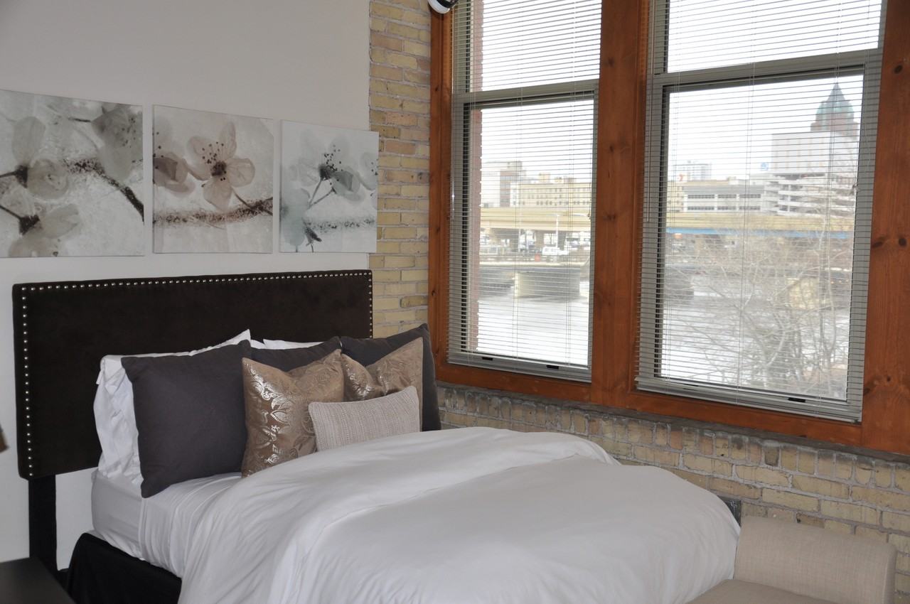 Riverview Lofts - Photo 6 of 28