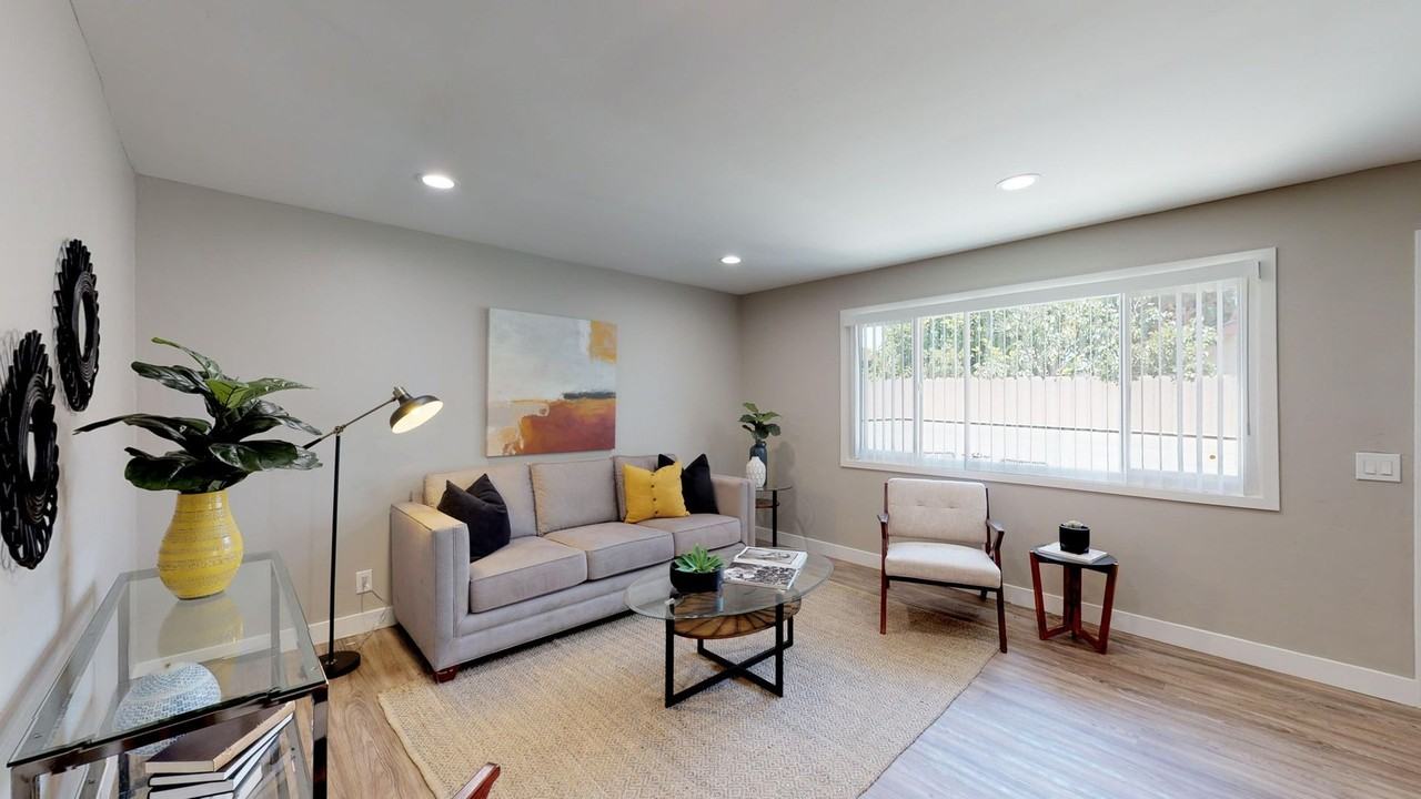 Prickly Pear - Photo 7 of 24