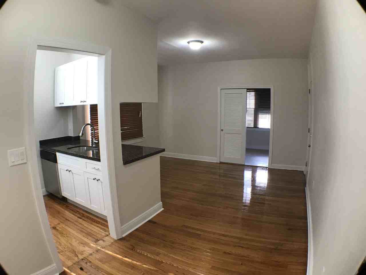 222 Phoenetia Ave #5 - Photo 5 of 11