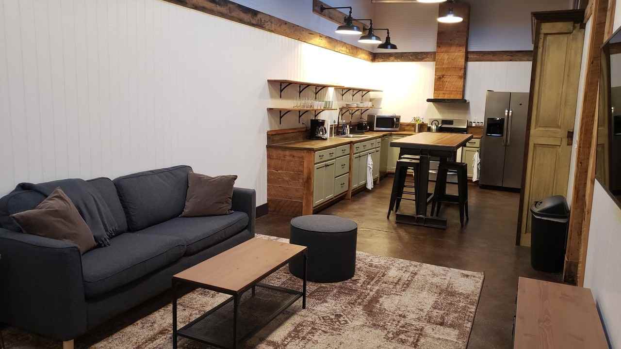 916 Washington Blvd Uppr Floor - Photo 3 of 33