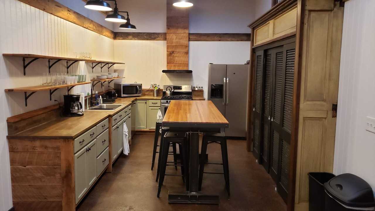 916 Washington Blvd Uppr Floor - Photo 4 of 33