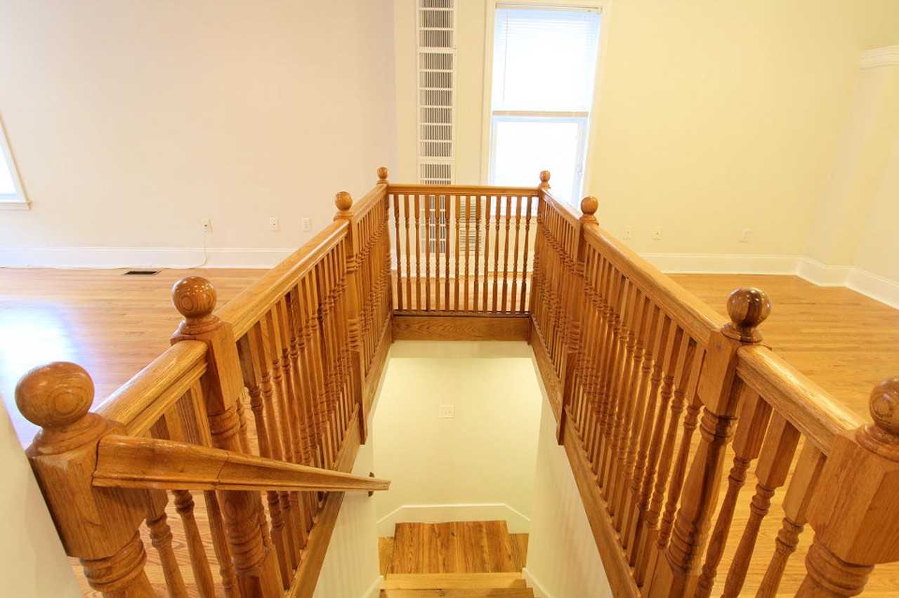 25 Aspinwall Ave - Photo 7 of 20