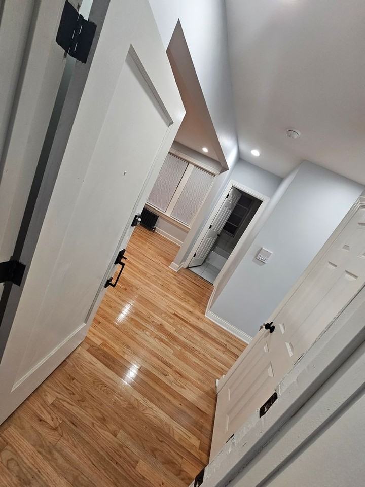 Wabansia - Photo 2 of 11