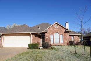 417 Oakdale Dr #NA - Photo 1 of 1