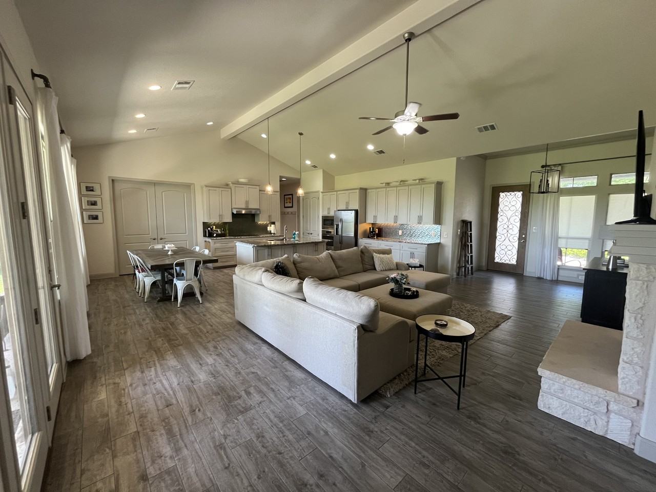 305 Firestone Dr #NA - Photo 3 of 40