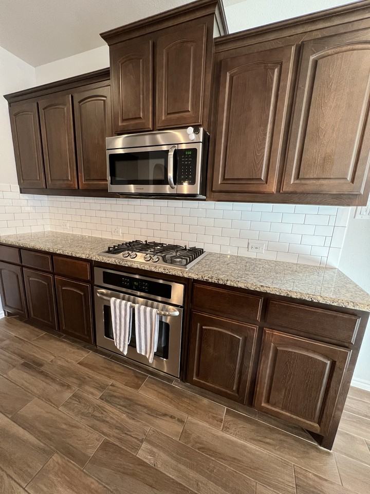 1805 Lark Ln #NA - Photo 5 of 25