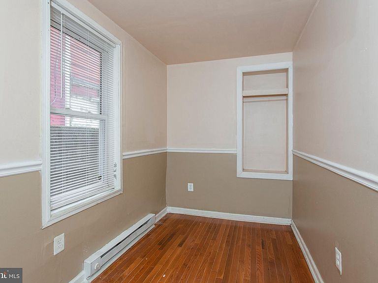 1939 Page Street - Photo 2 of 12